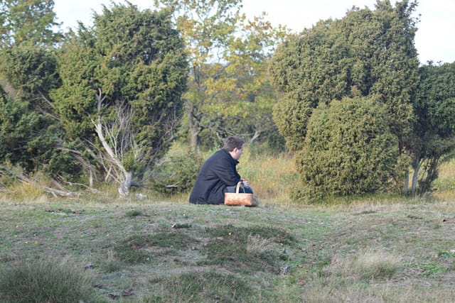 Pausetid, godt vi har snacks med. Ulvshale hede. Oplev Møn.
